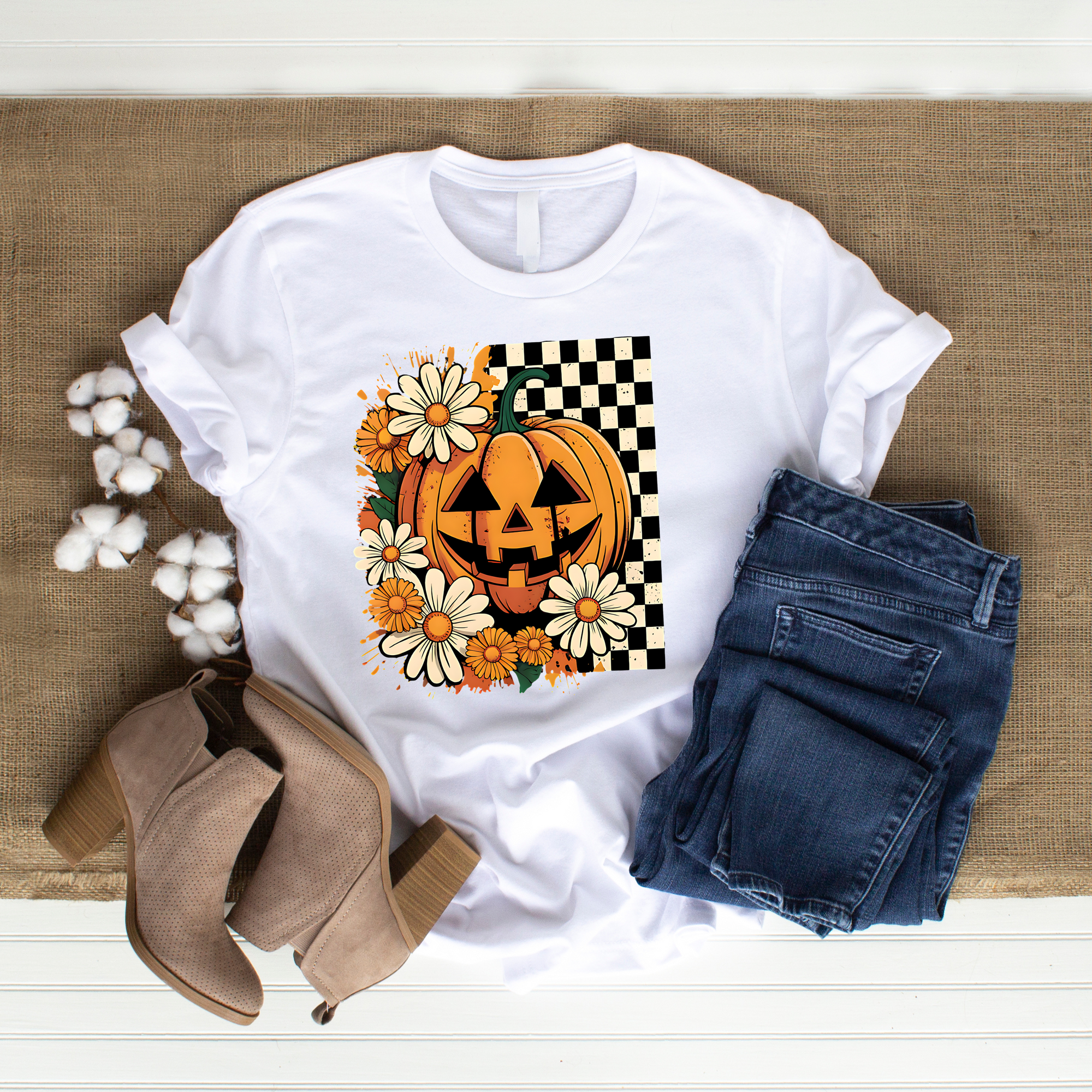 Daisy Pumpkin T-Shirt – Halloween Statement Tee