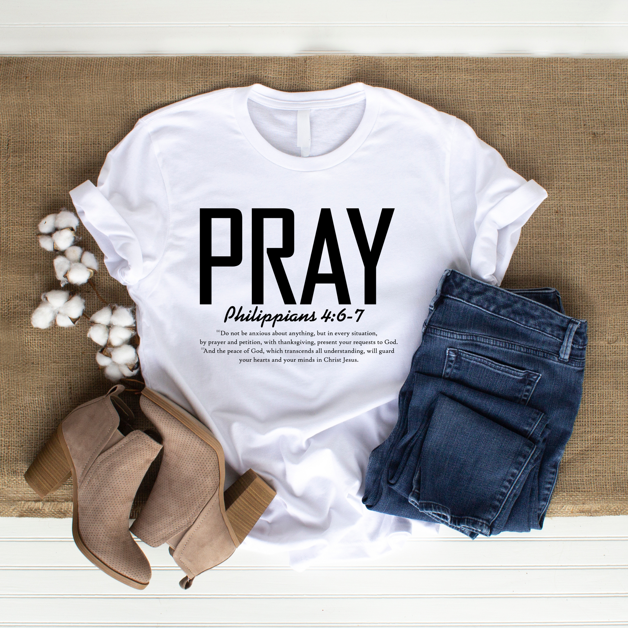 Pray Sweatshirt – Graphic Tee